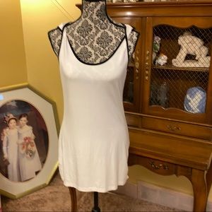 Au Lait Vanilla Maternity Top with Black Trim.